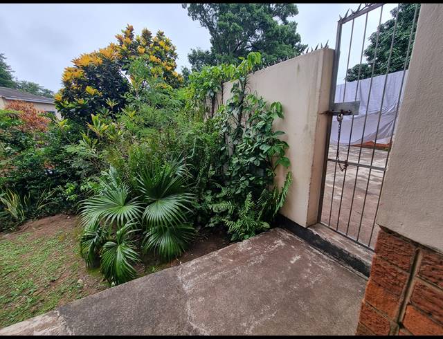 2 BEDROOM APARTMENT FOR SALE IN FAIRVIEW
